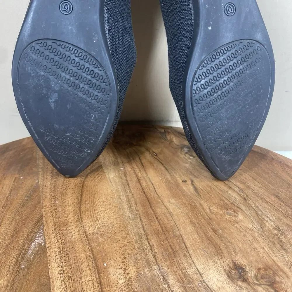 Rothys The Point Womens Black And Blue Size 7.5 Slip On Fabric Knit Ballet Flats